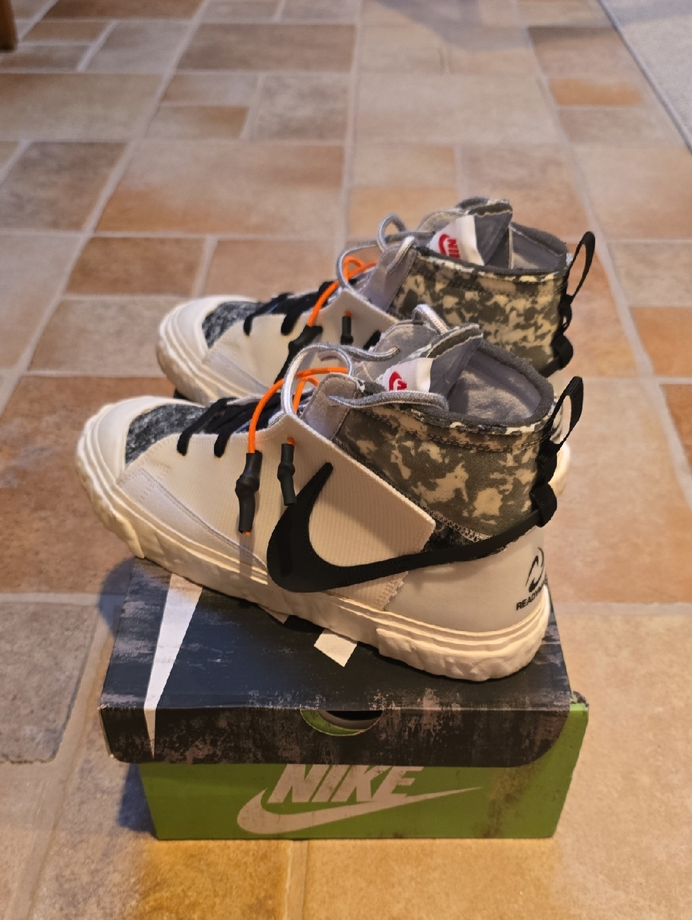 Nike Blazer Mid Readymade White CZ3589 100 Size 10.5 (Used, Great Condition)! - Picture 4 of 8